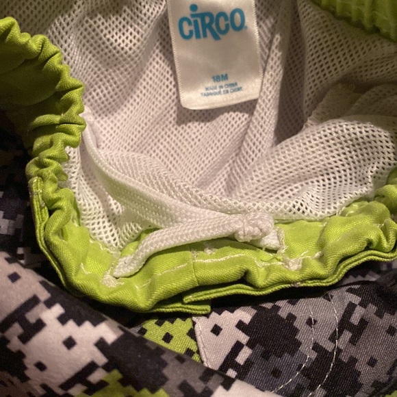 CIRCO boys bathing suit 18m - Picture 6 of 6